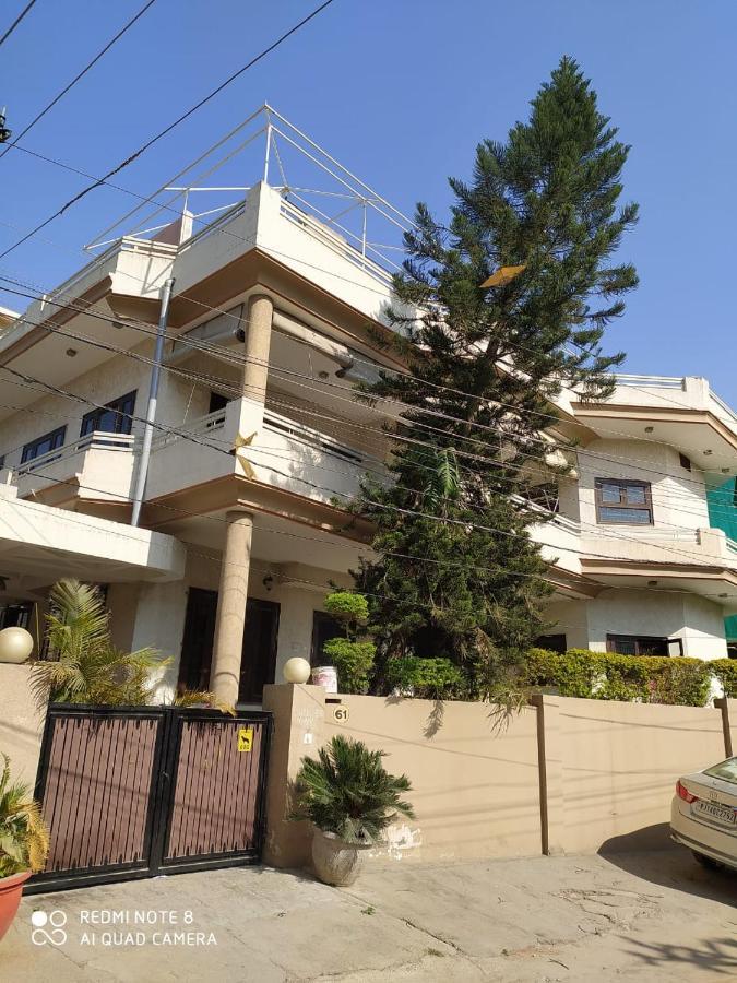 Happy Homestay Τζαϊπούρ Εξωτερικό φωτογραφία