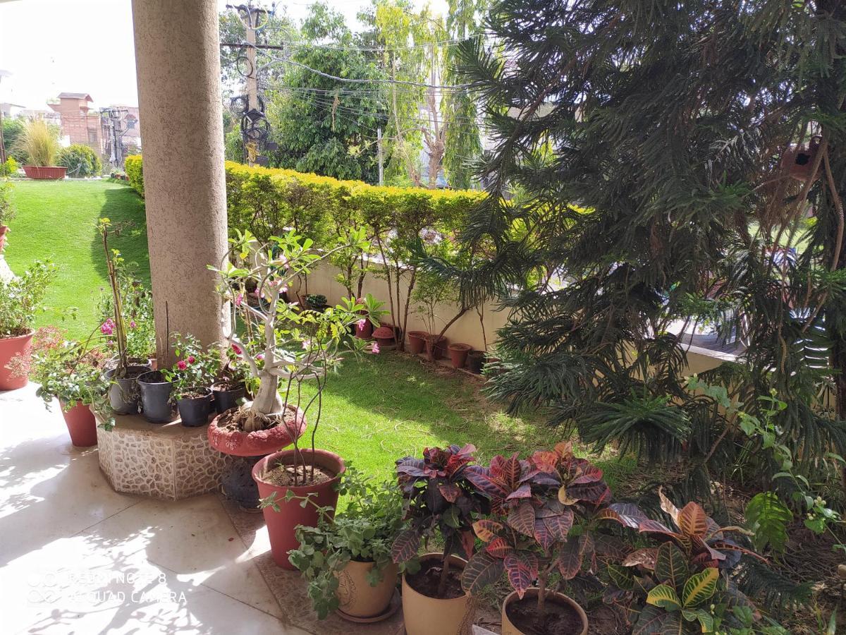 Happy Homestay Τζαϊπούρ Εξωτερικό φωτογραφία